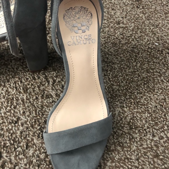 Sandals - Picture 3 of 4